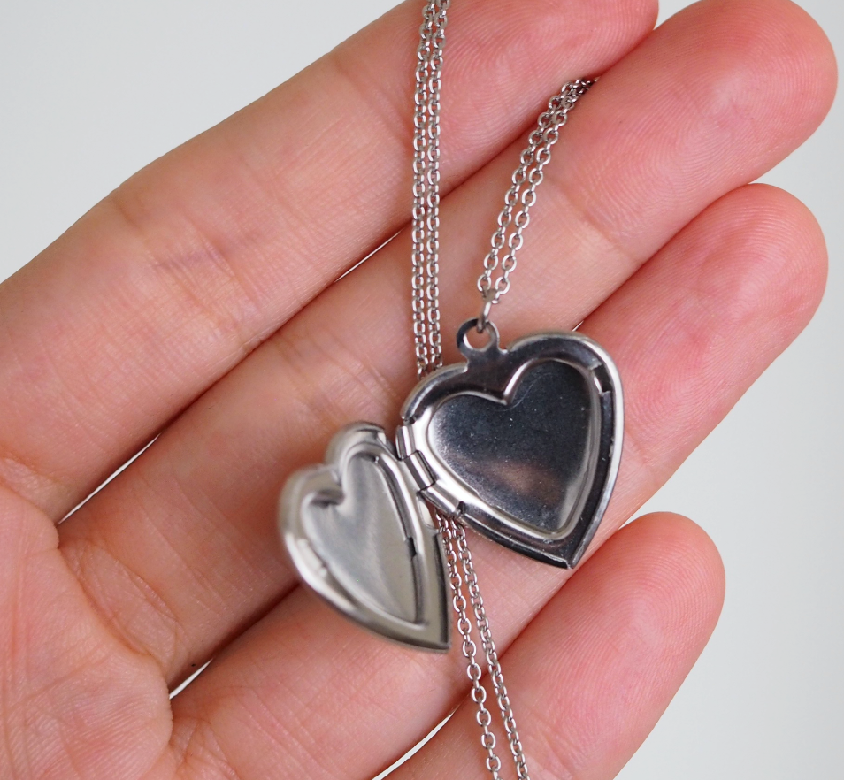 Crying Heart - Locket Necklace