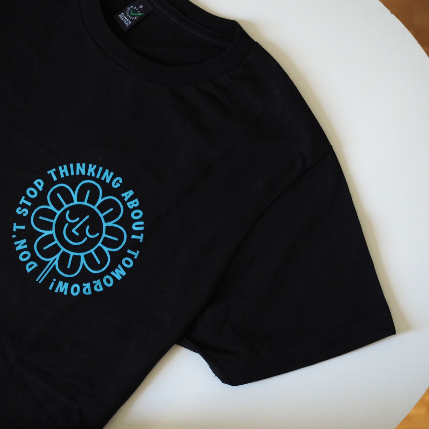 Flower "Don't Stop Thinking About Tomorrow" - Fitted Organic Cotton T-shirt