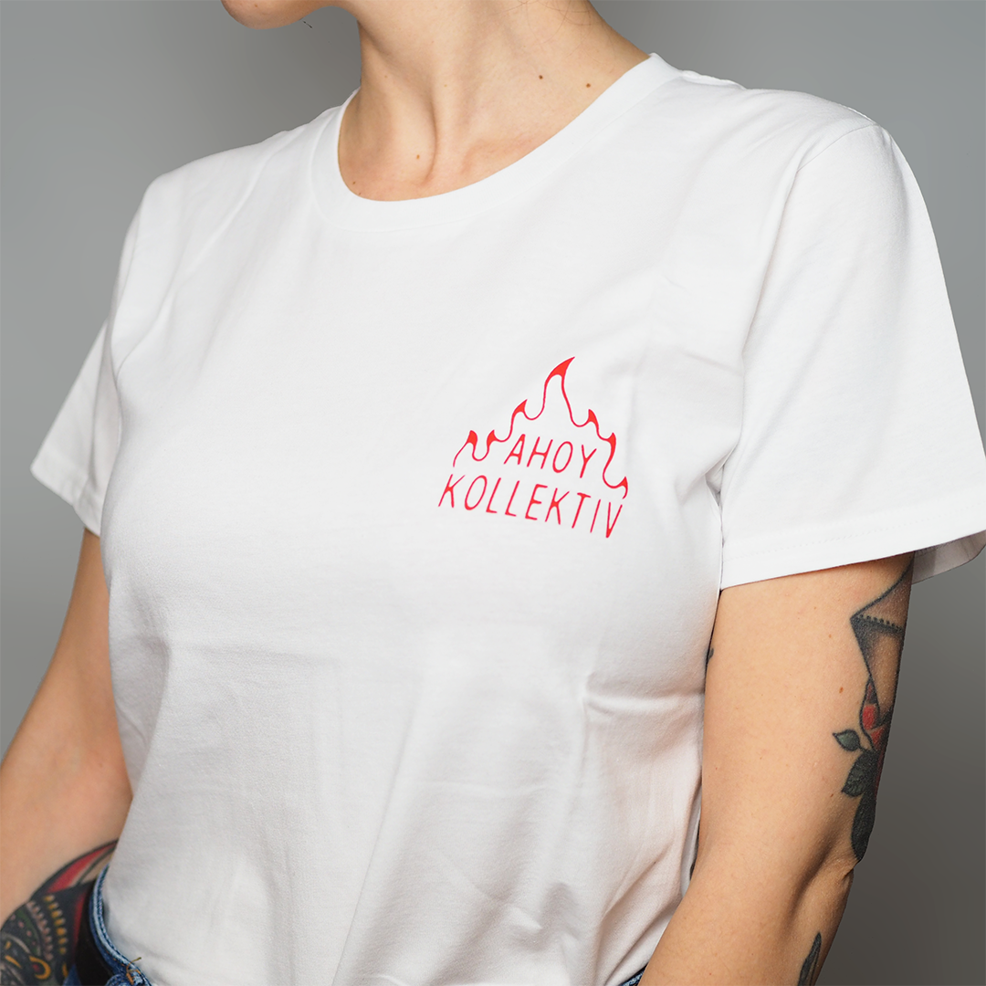 Rebel Girl - T-Shirt in cotone biologico (Lady fit / stampa fronte e retro)
